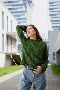 Ciepły melanżowy sweter