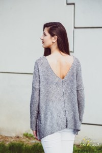 BLUZKA Z DZIANINY OVERSIZE