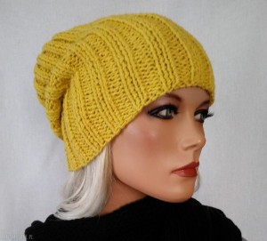 Czapka handmade żółta