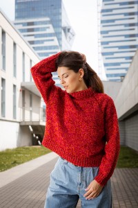 Sweter typu reglan czerwono-pomarańczowy